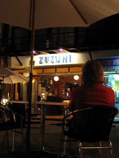 zuzuni al fresco restaurant