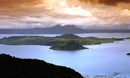 batanggas taal volcano