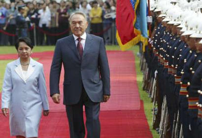 Historic Intramuros tour wows Kazakhstan leader